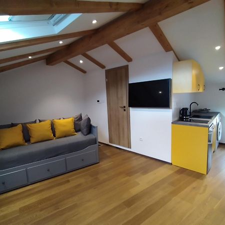 Luxury Apartment - Old Soul With A New Heart Cres Esterno foto