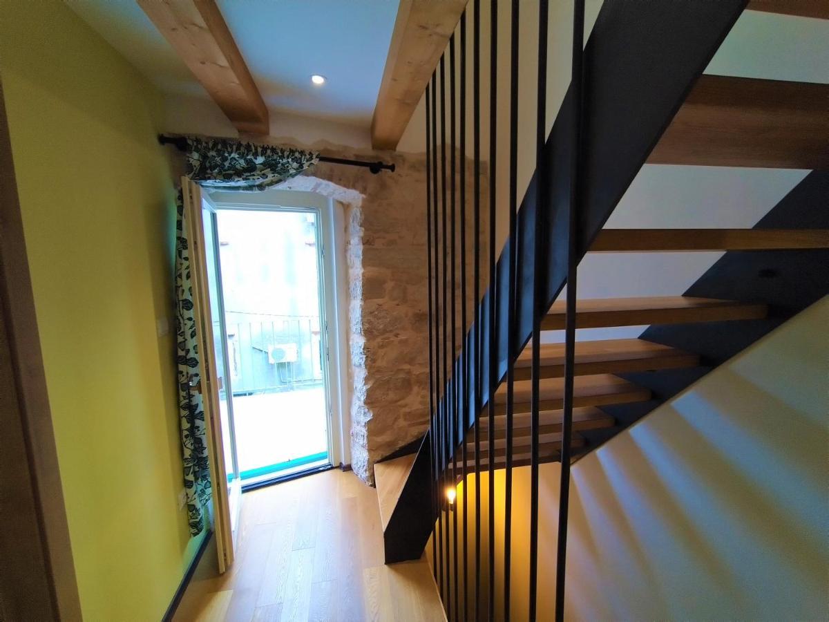 Luxury Apartment - Old Soul With A New Heart Cres Esterno foto