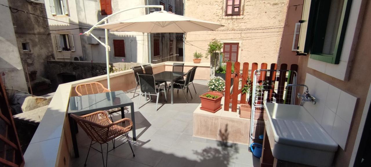 Luxury Apartment - Old Soul With A New Heart Cres Esterno foto
