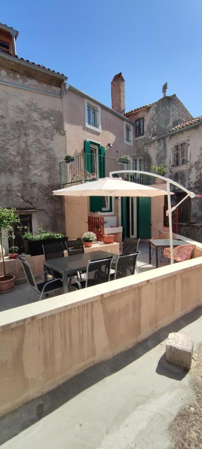Luxury Apartment - Old Soul With A New Heart Cres Esterno foto